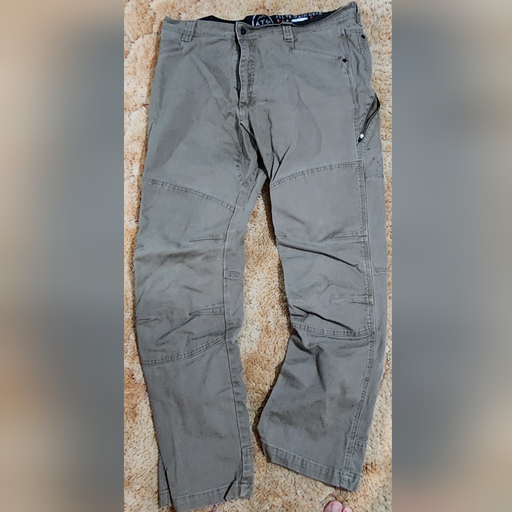 Wrangler ATG 5-Pocket Utility Pants, Dark Brown, 38/32